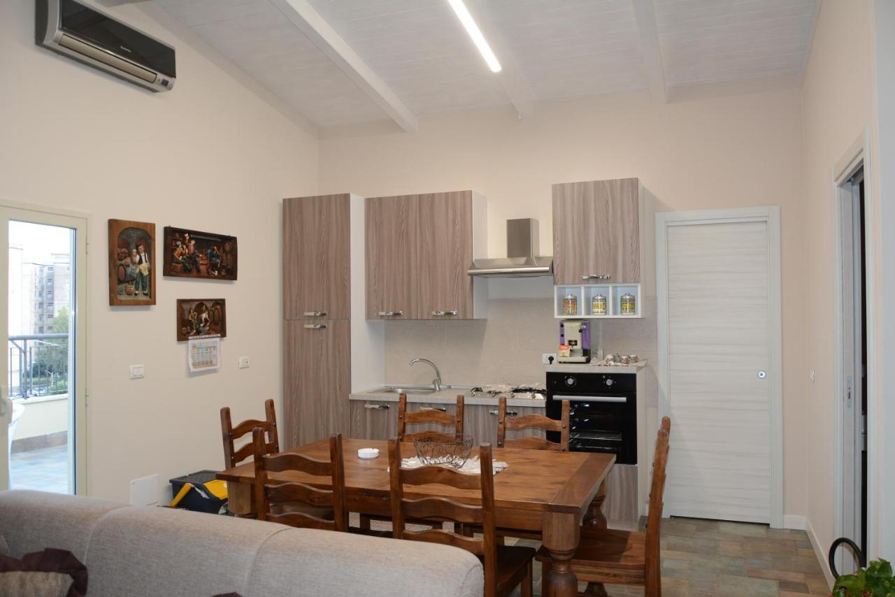 Appartement Xxxi Maggio à Catane Extérieur photo